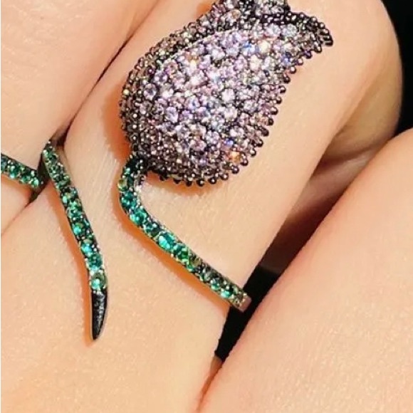 Unique Rose flower ring - Picture 2 of 3